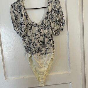 Floral Puff Sleeve Bodysuit